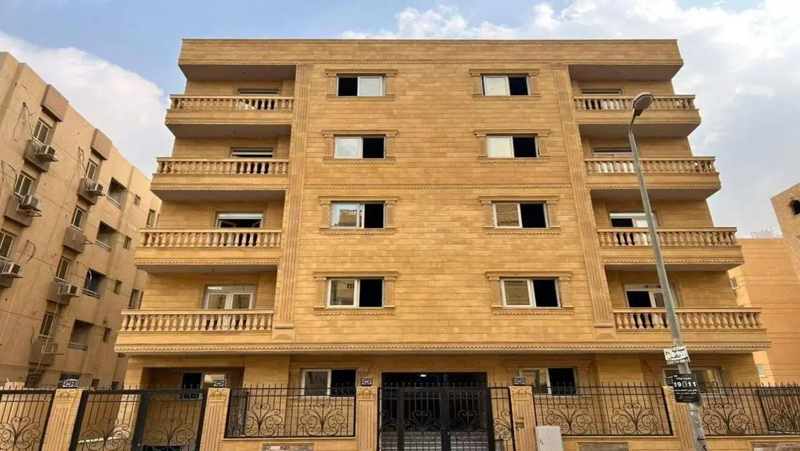 Own a Luxury 200 sqm Apartment in New Cairo's South Lotus