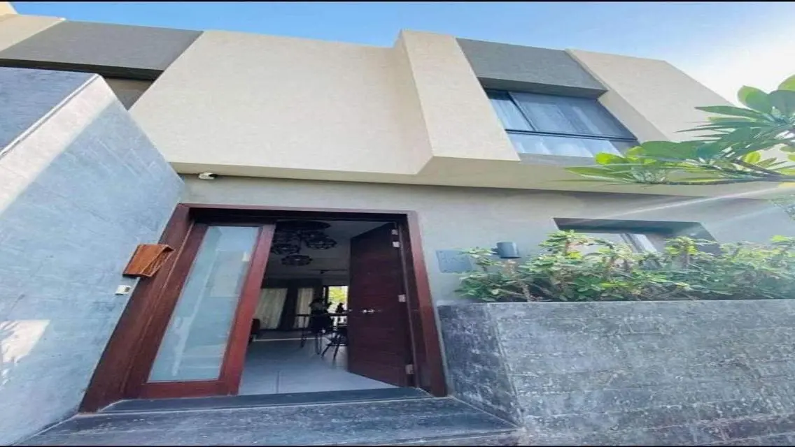 Luxury Apartment for Sale with Stunning Views