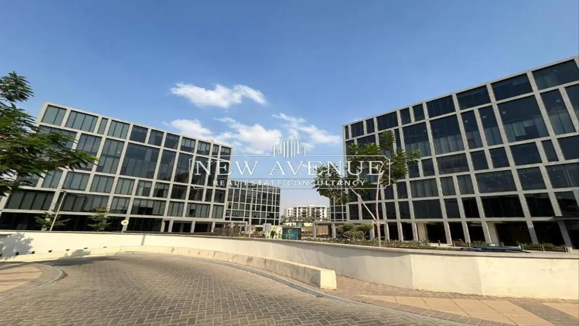 شقة فاخرة بمساحة 292 متر في قلب المدينة