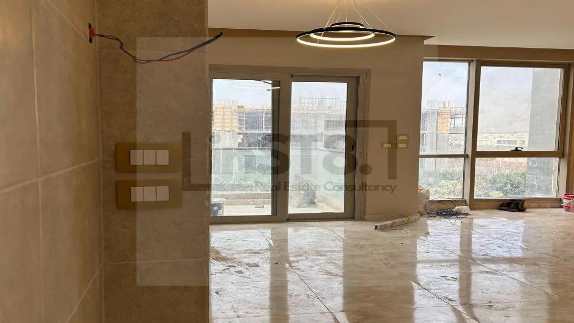 Luxury 3-Bedroom Apartment with 160 sqm at ST81