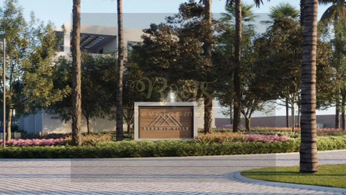 Luxurious Apartment in Pyramids Hills