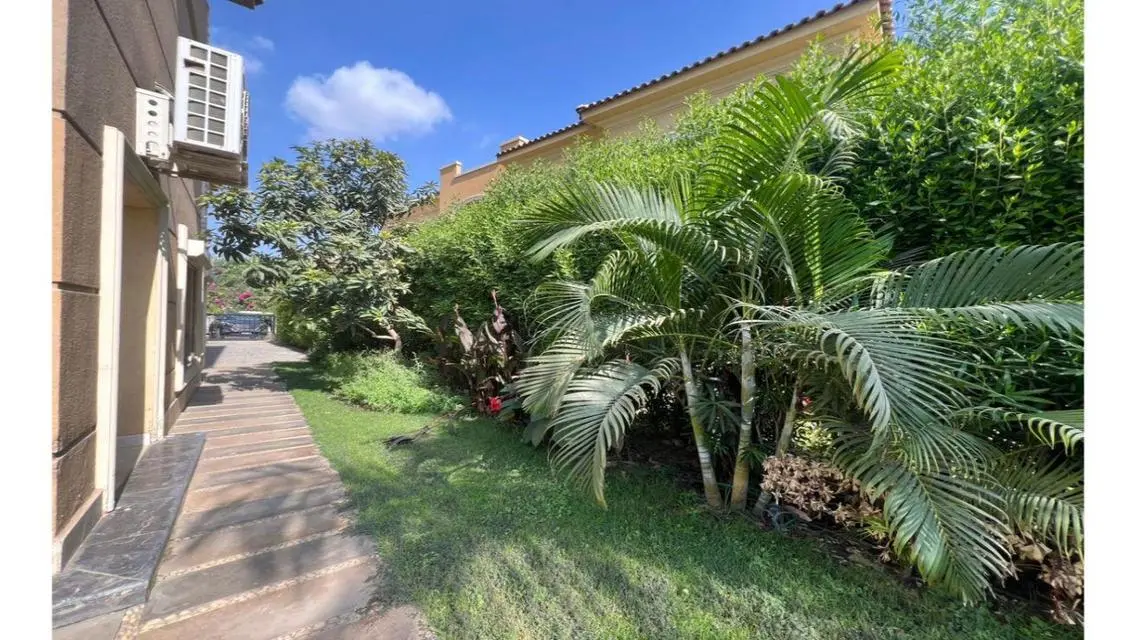 Luxury Apartment for Sale by the Lakes