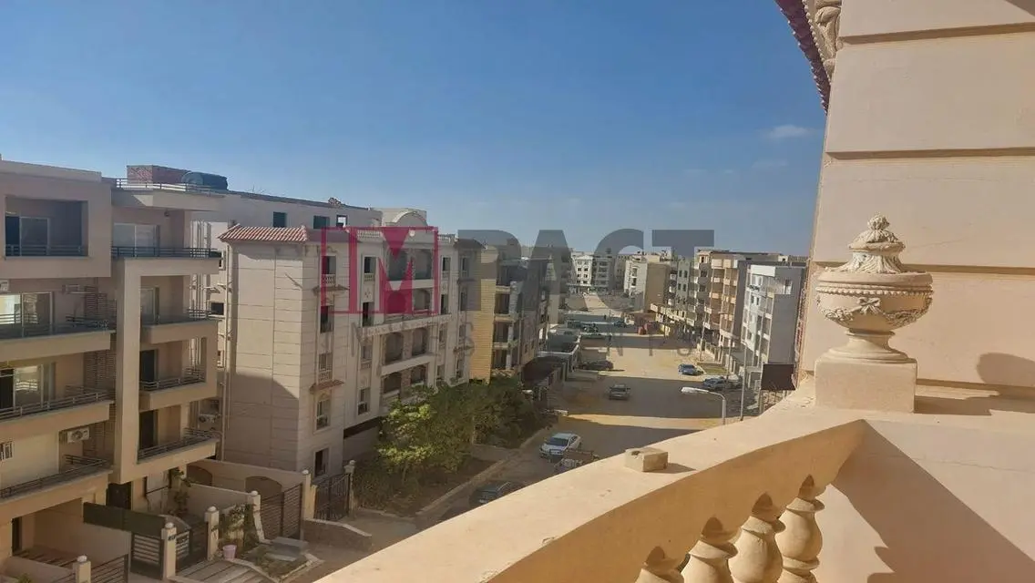 فيلا فاخرة مع مسبح وحديقة خاصة