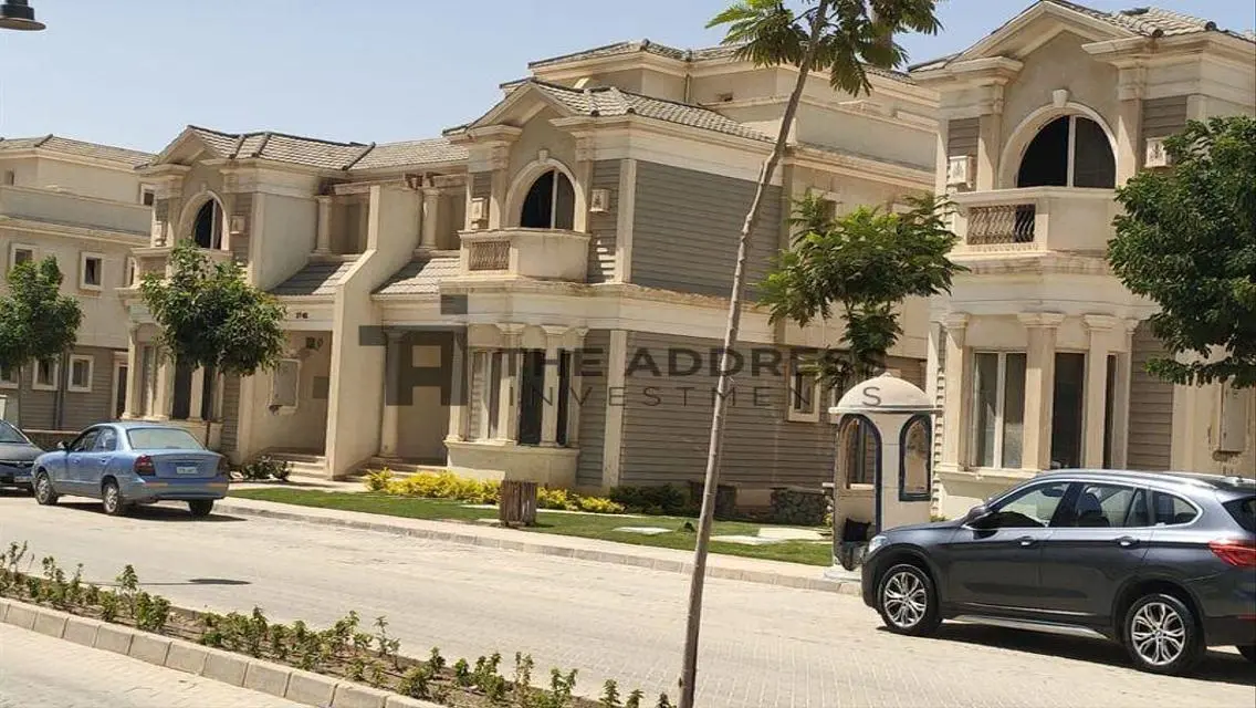Luxury Villa in New Cairo Compound