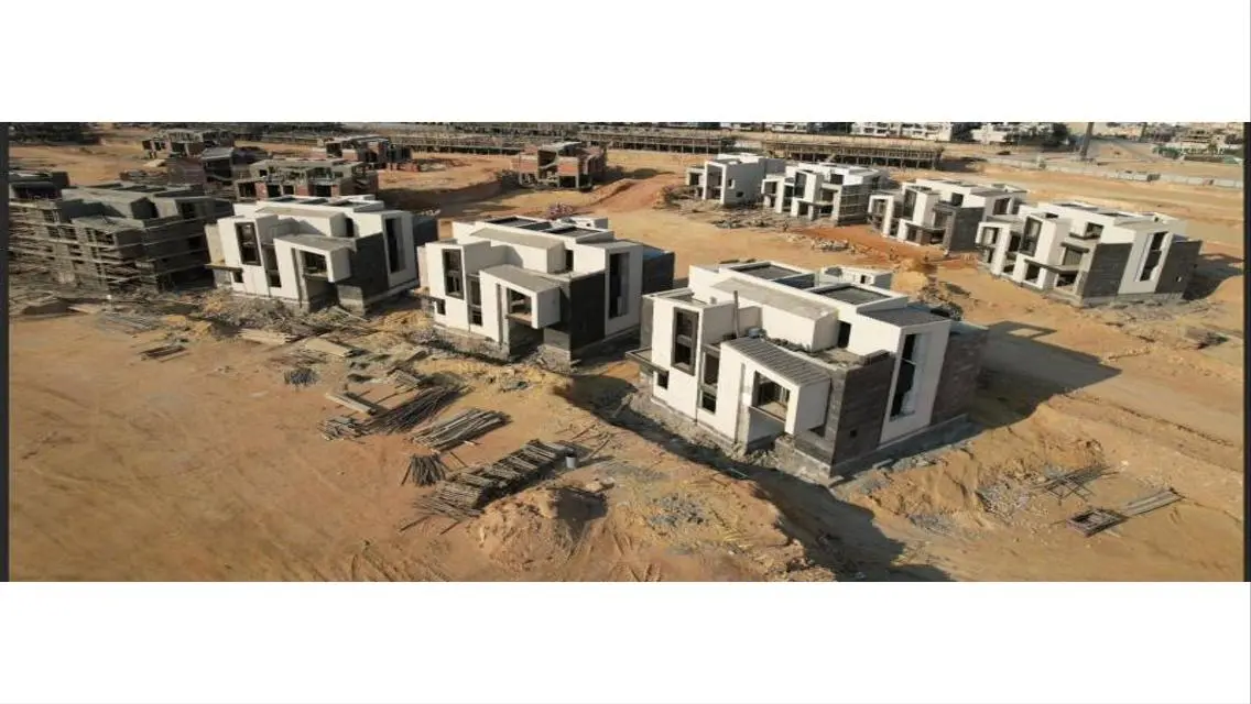 عقار فخم مع حديقة خاصة وحارس أمن
