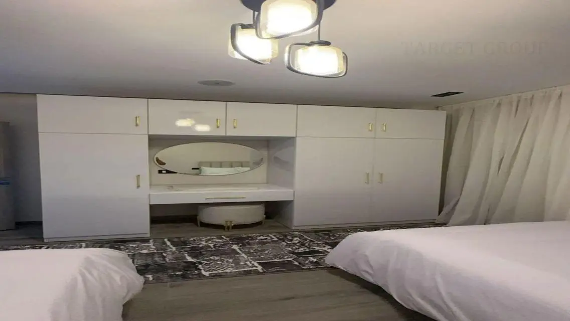Stunning 3-Bedroom Apartment with Private Garden