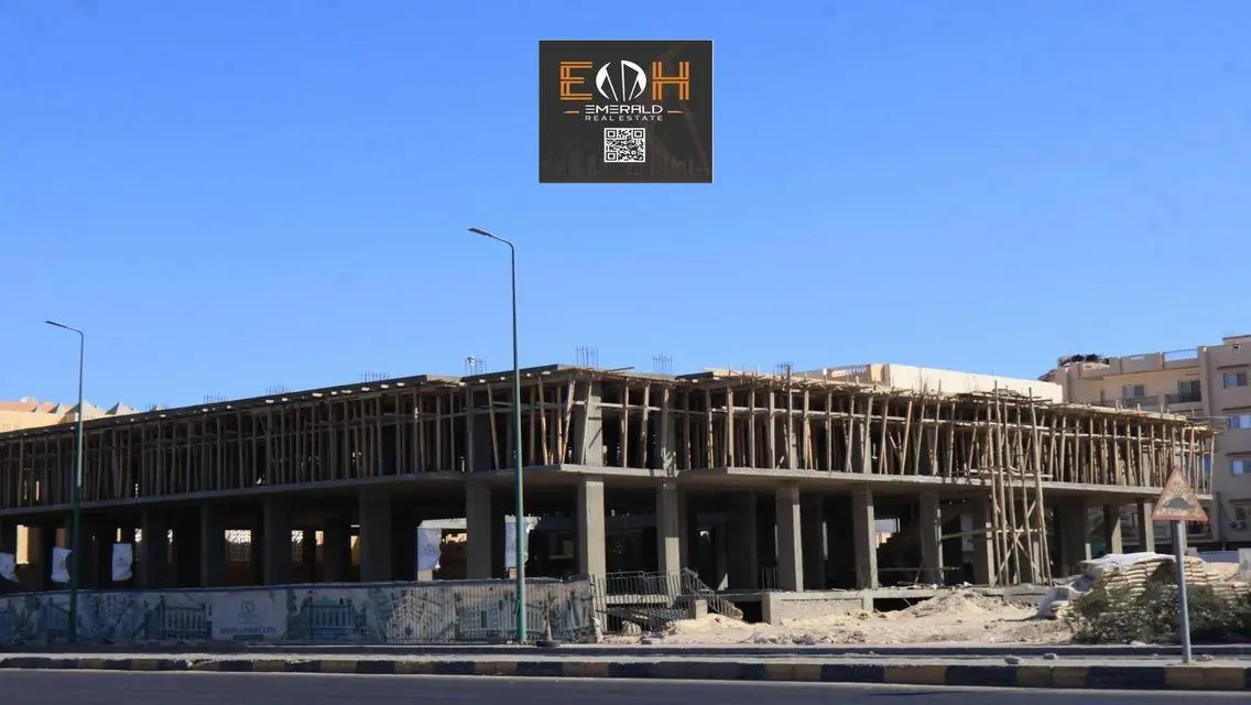 Luxury Apartment of 1600 sqm - 2 Bedrooms