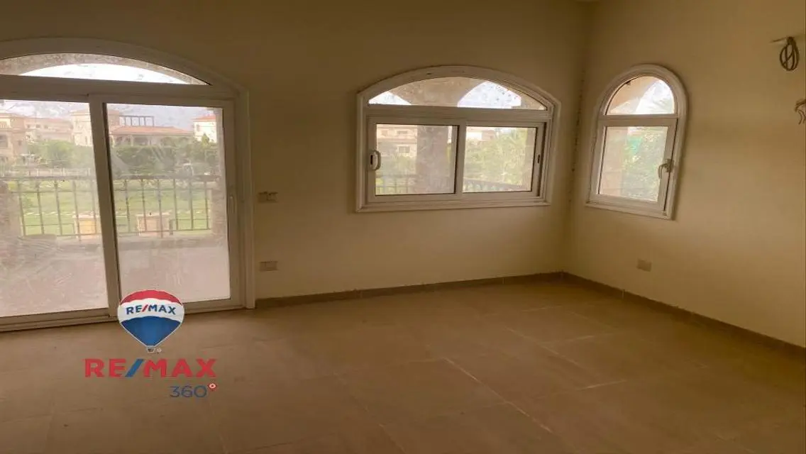Only 4 Foreigners,open view garden, prime location
