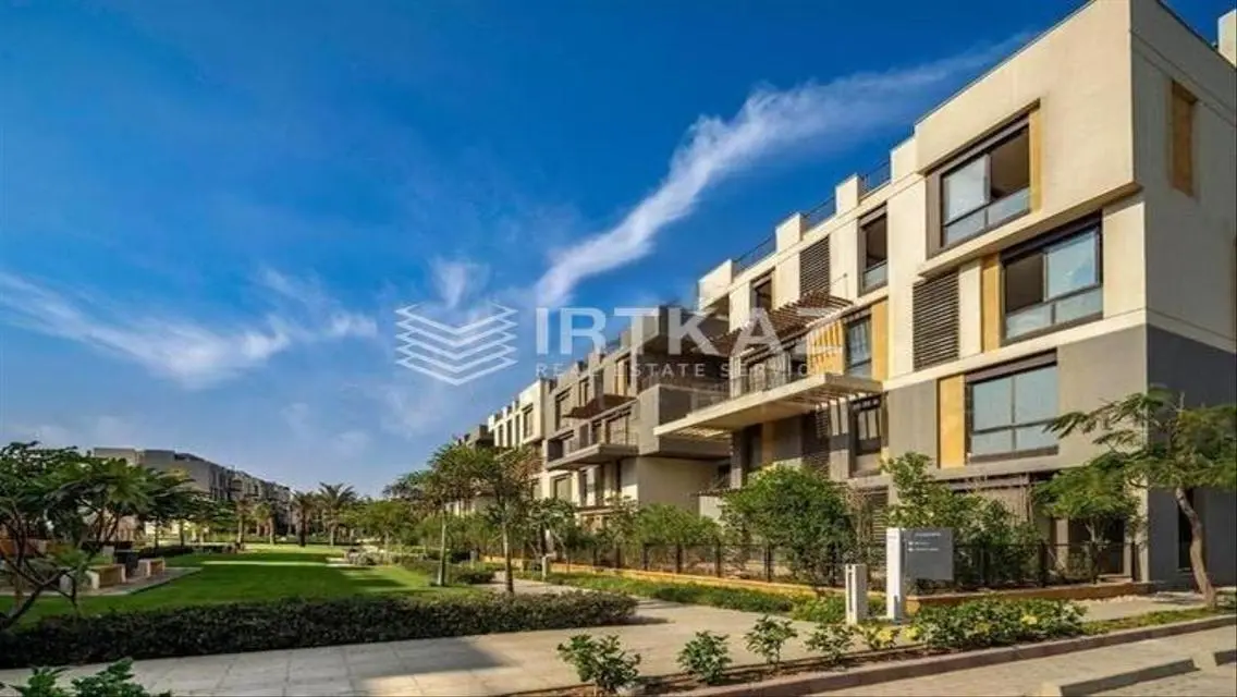 Triplex +roof Double view ready to move Best Price