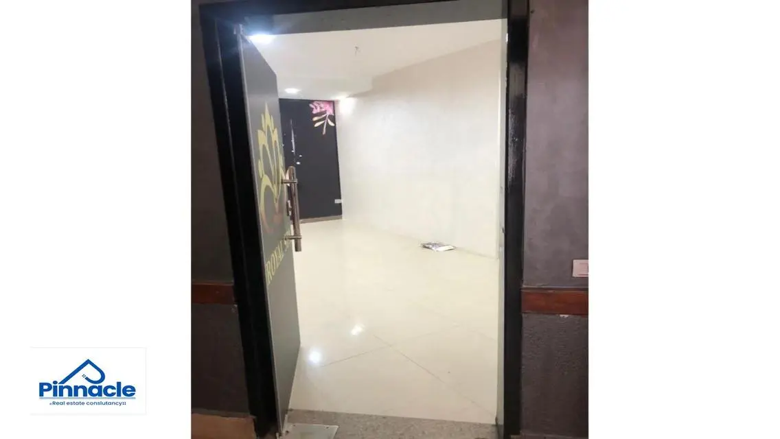 Office for sale in Silver Star - 135 m