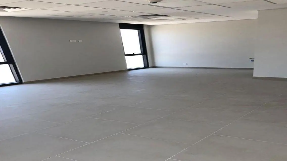 Luxury Apartment with Covered Parking in the Heart of the City
