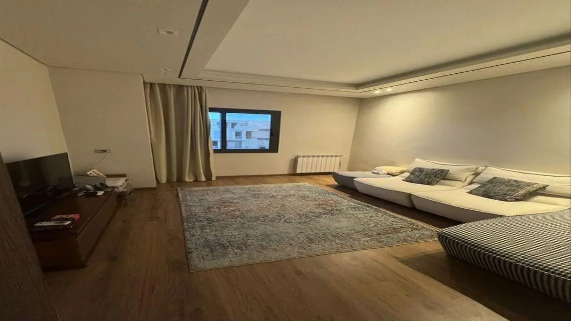 Finished penthouse 300m+Open Space 100m in Westown