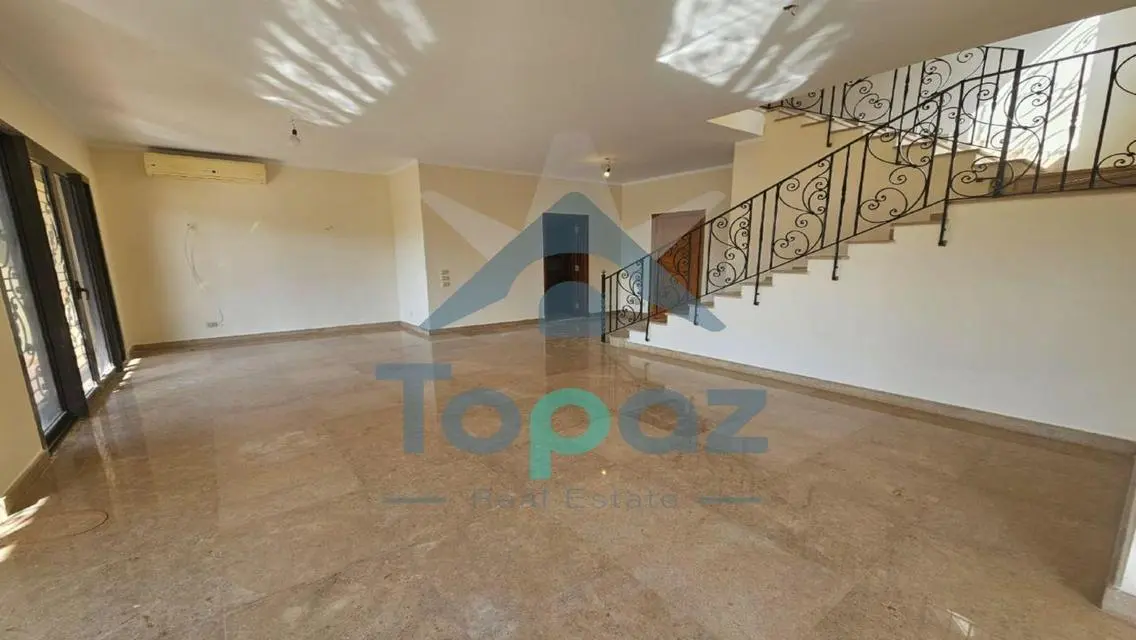 Duplex for rent Casa Beverly Hills .