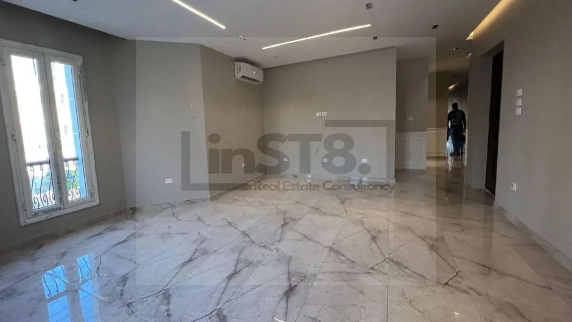 Luxury apartment for rent in Mv Hyde park