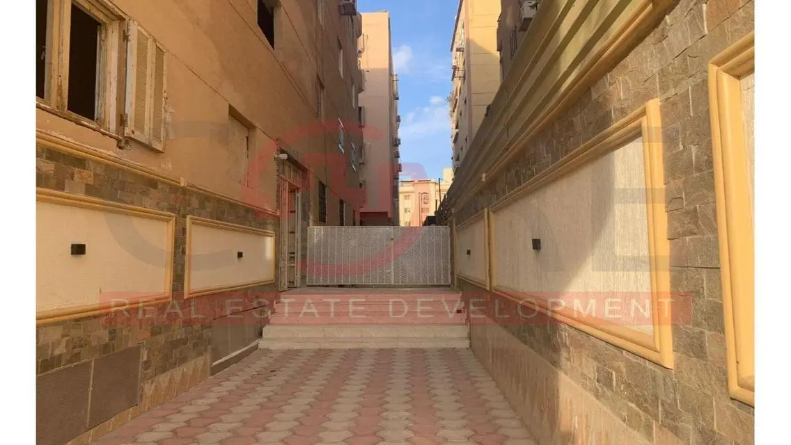 شقة فاخرة بمساحة 140 متر للبيع بMSA