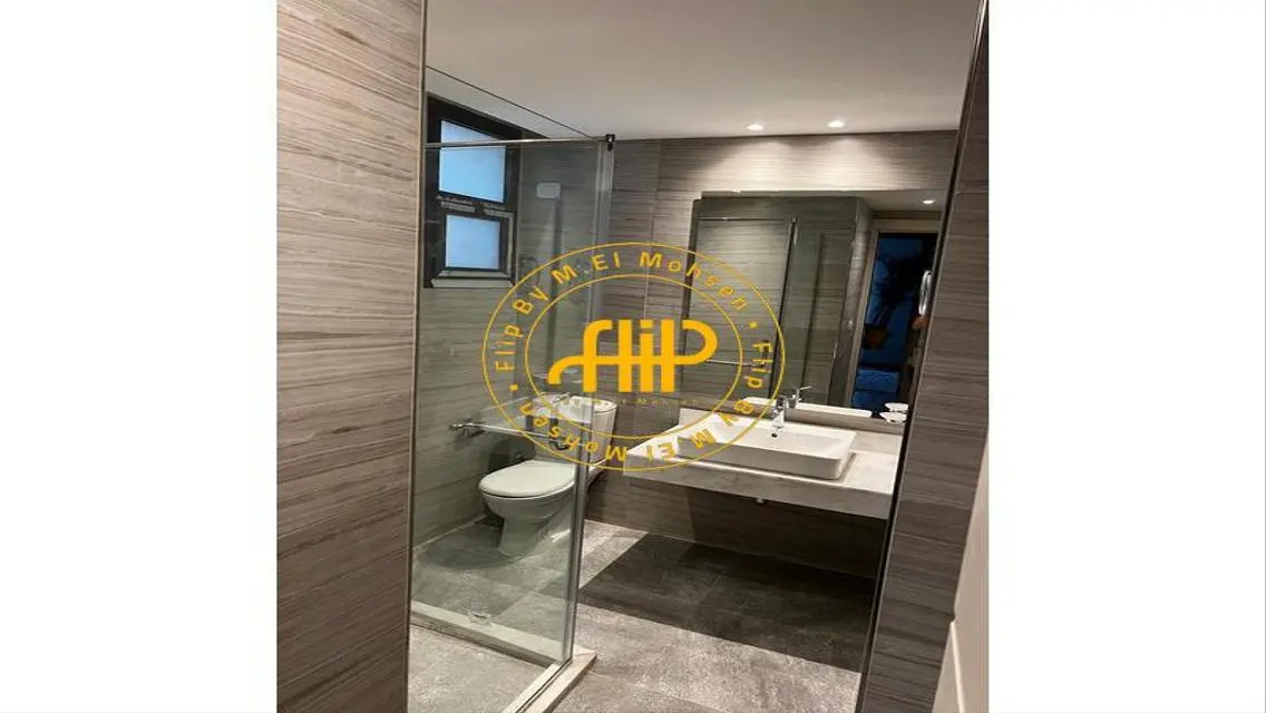 Upper Duplex For Rent In Westown 270M