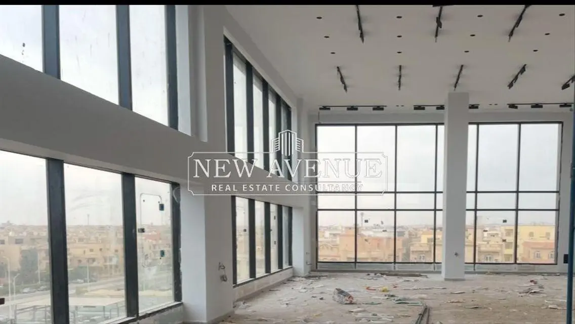 Luxurious 280 sqm Apartment at an Attractive Price