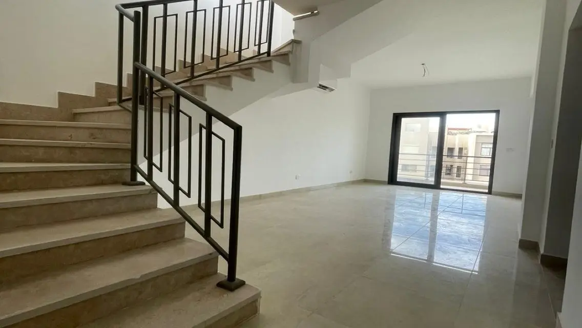 Luxurious Apartment for Sale in Fifth Square Compound