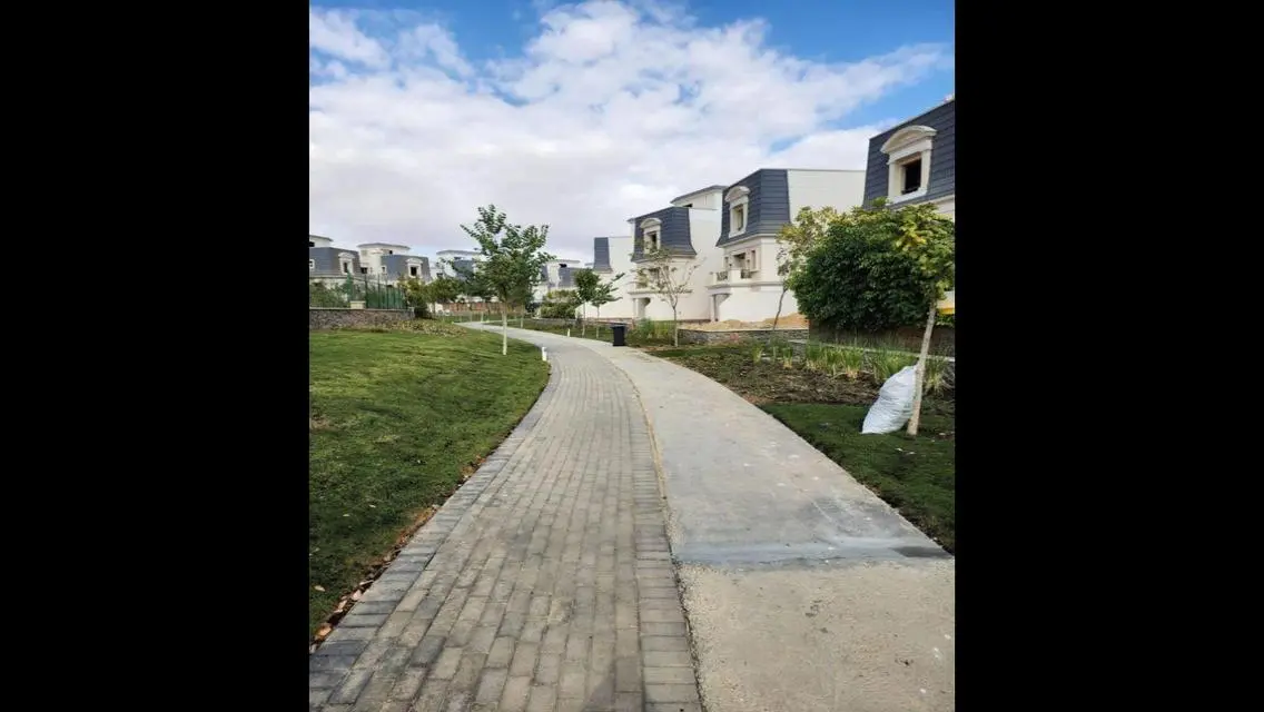 Luxury Villa for Sale with Spacious Design