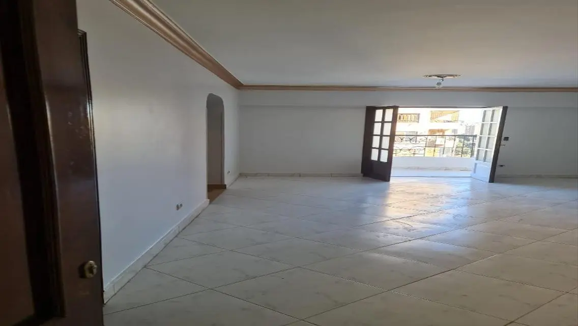 Luxury Apartment for Rent - Stunning Views and Prime Location