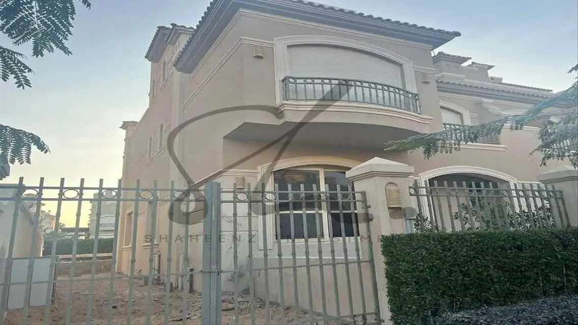 Luxury Villa for Sale with Private Pool and Garden