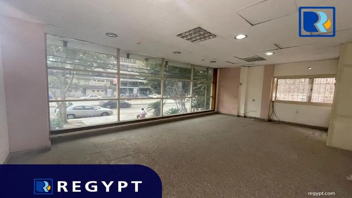 شقة في ت4ب مساحة 1650 متر للبيع