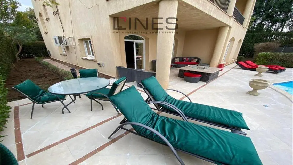 Luxurious Apartment in -w- with Private Garden and Pool