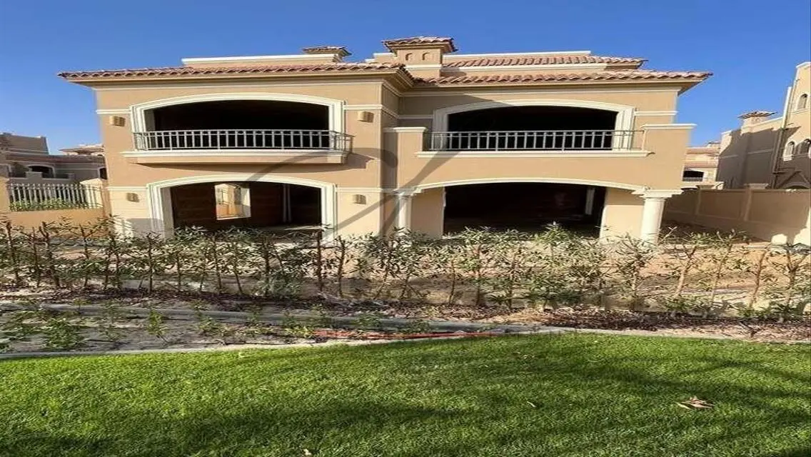 Luxurious 5-Bedroom Home with Private Pool