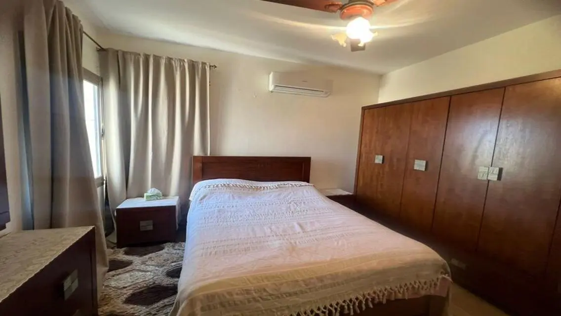 شقة مميزة بحجم 104 متر مربع للبيع