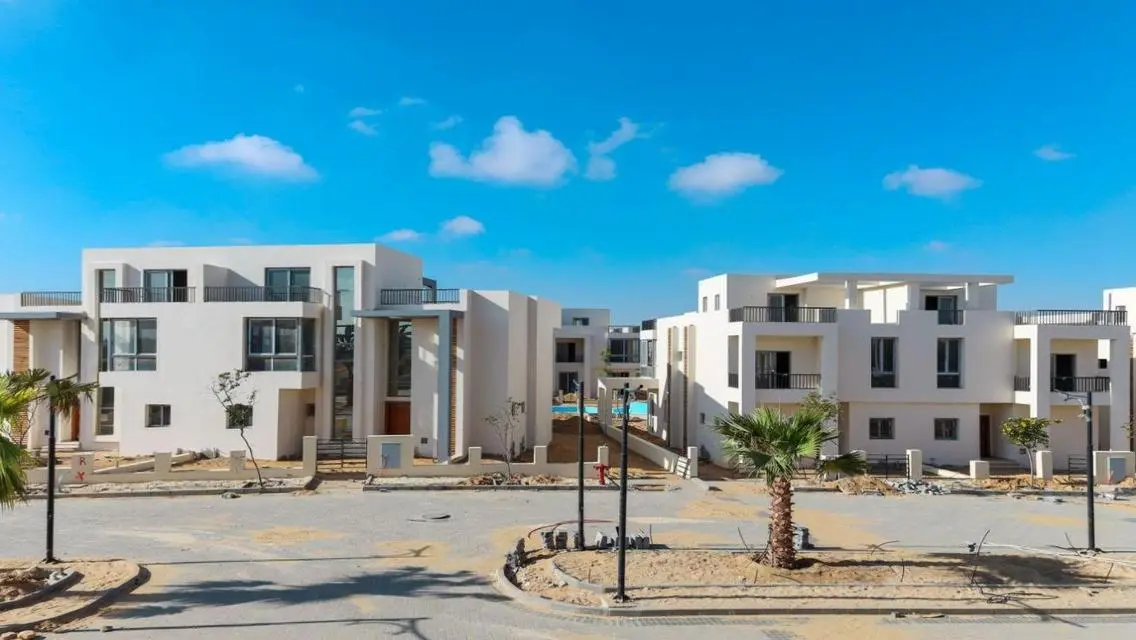 فيلا فاخرة في Lac Ville للبيع