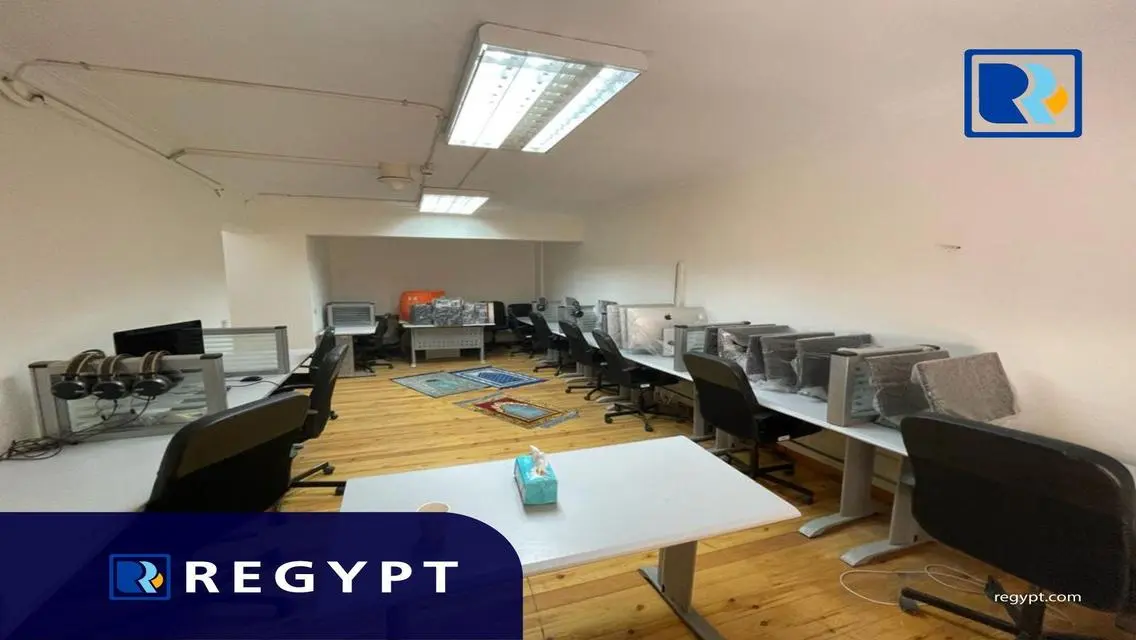 شقة مفروشة مميزة في منطقة حيوية بسعر جذاب