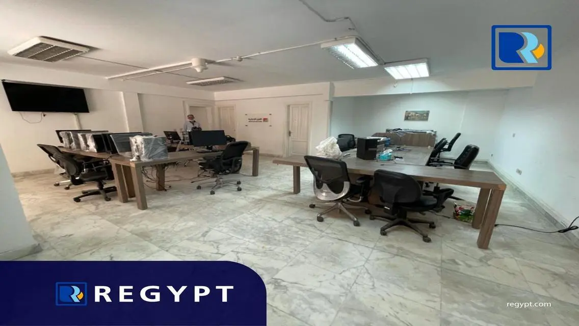 شقة مفروشة مميزة في منطقة حيوية بسعر جذاب