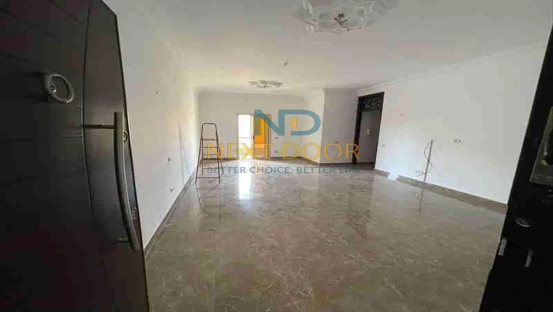 Luxury Apartment for Sale in the Heart of the City