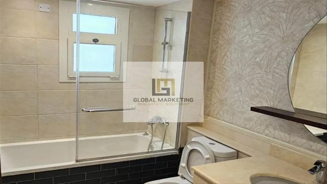 Luxury Apartment 320 sqm with Private Garden