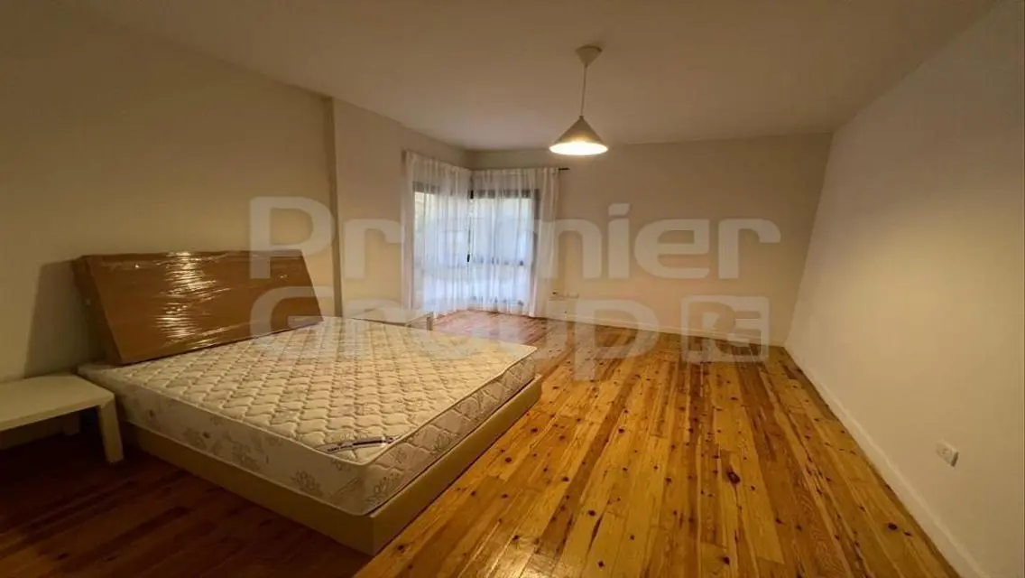 Luxurious 3-Bedroom Apartment with Beautiful Views