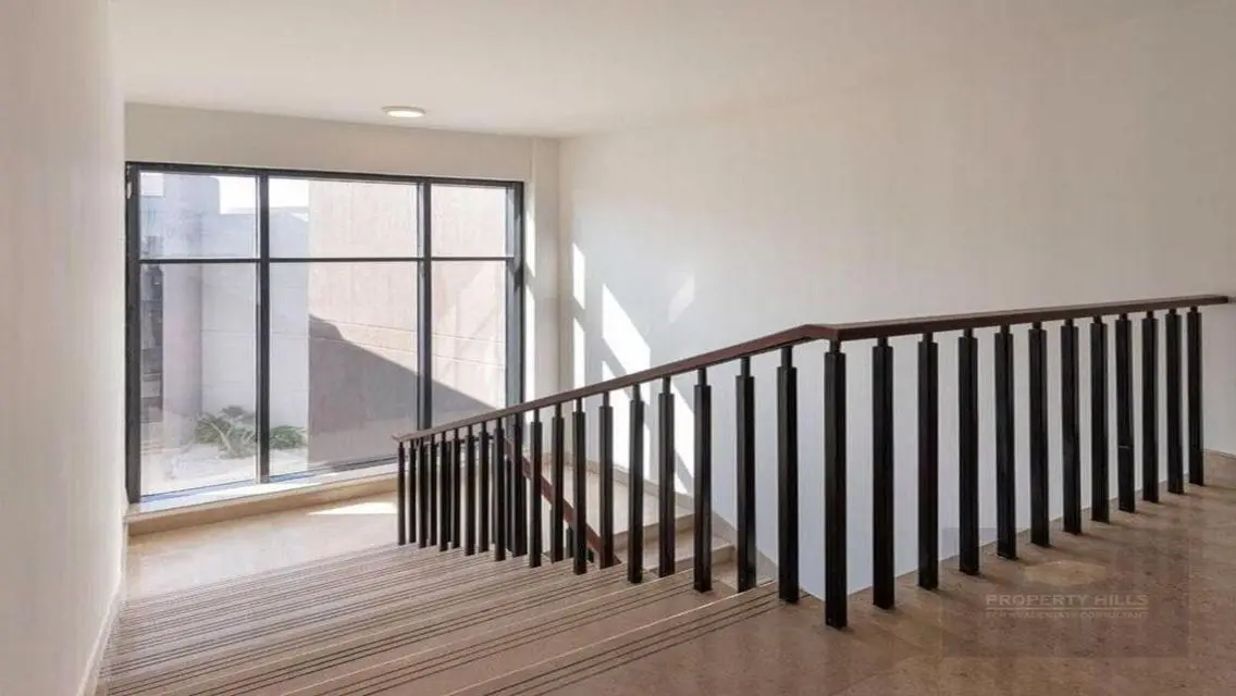 Luxury House for Sale with Stunning Views
