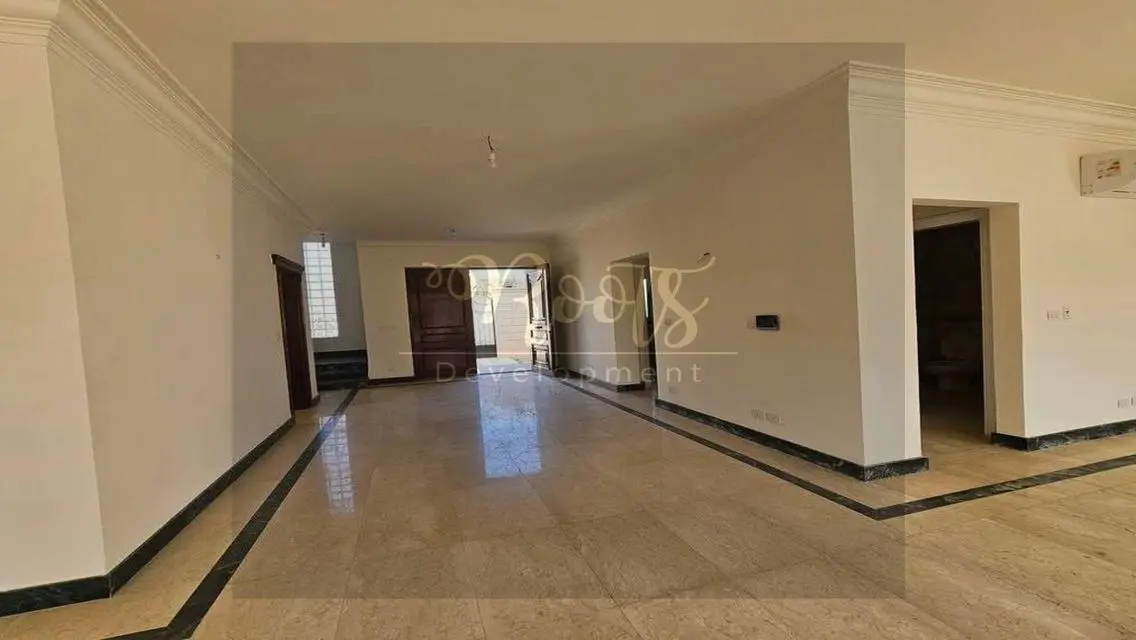 شقة رائعة للبيع بمساحة 2000 متر