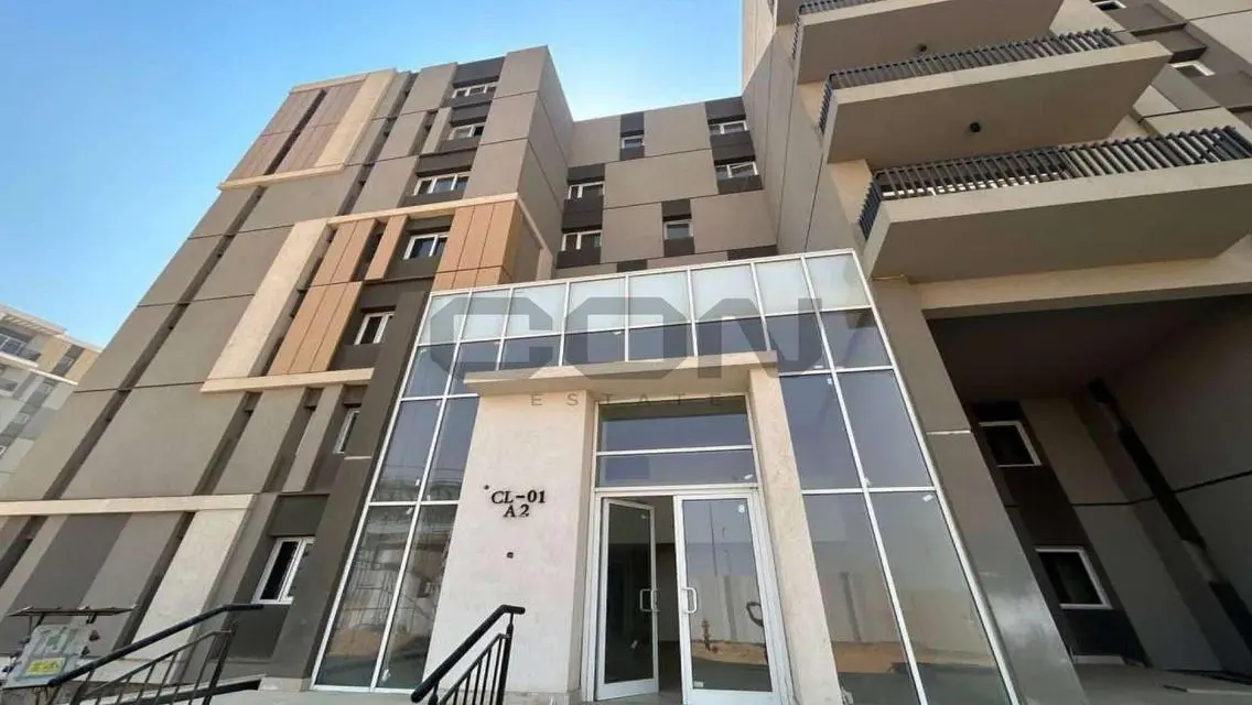 Apartment-Very Prime Location-Direct On lagoon