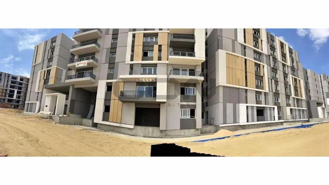Apartment-Very Prime Location-Direct On lagoon