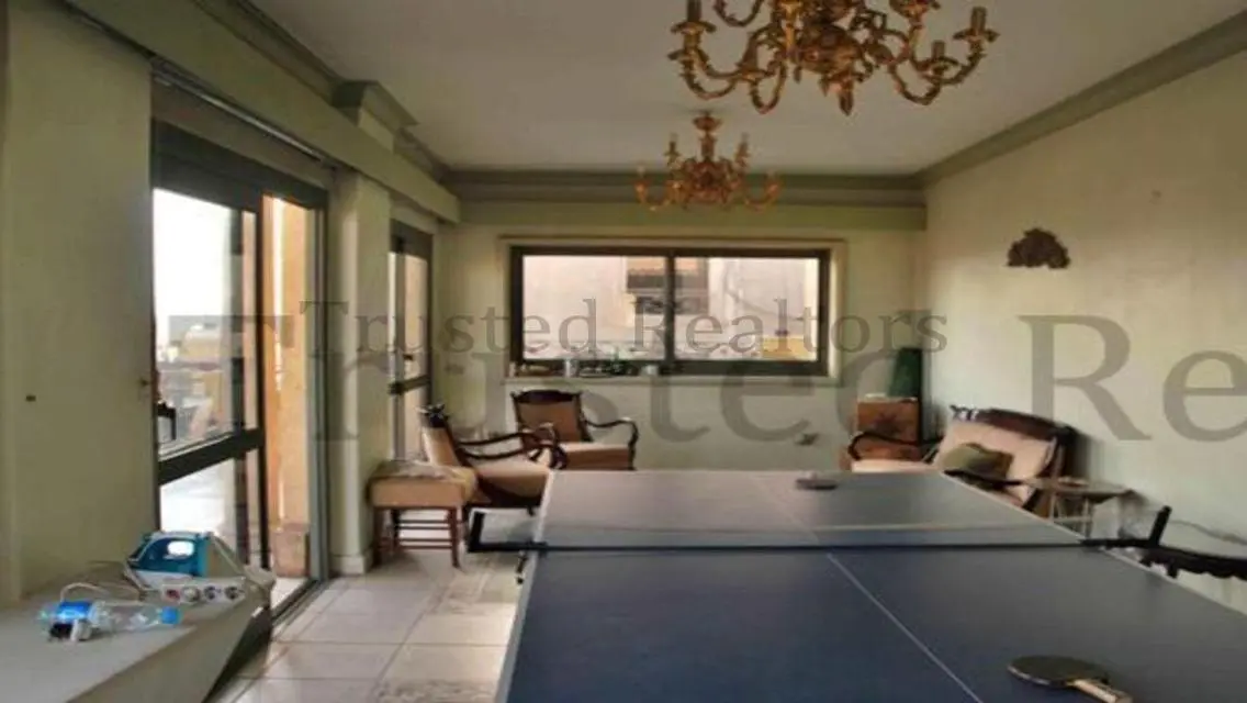 Luxurious 6 bedroom Penthouse for Sale in Hegaz St