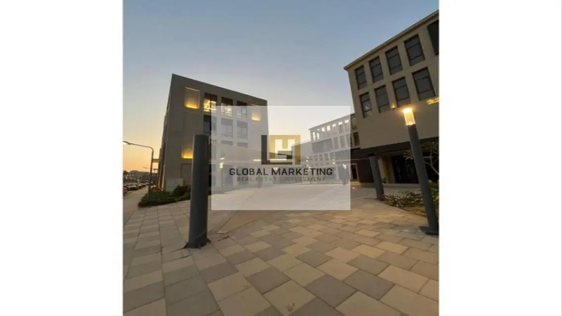 Floor for sale 1450m  in District 5