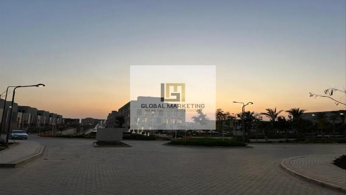 Floor for sale 1450m  in District 5