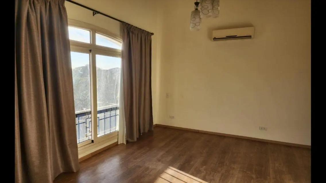 Villa for rent semi furnished Stone Park Compoud
