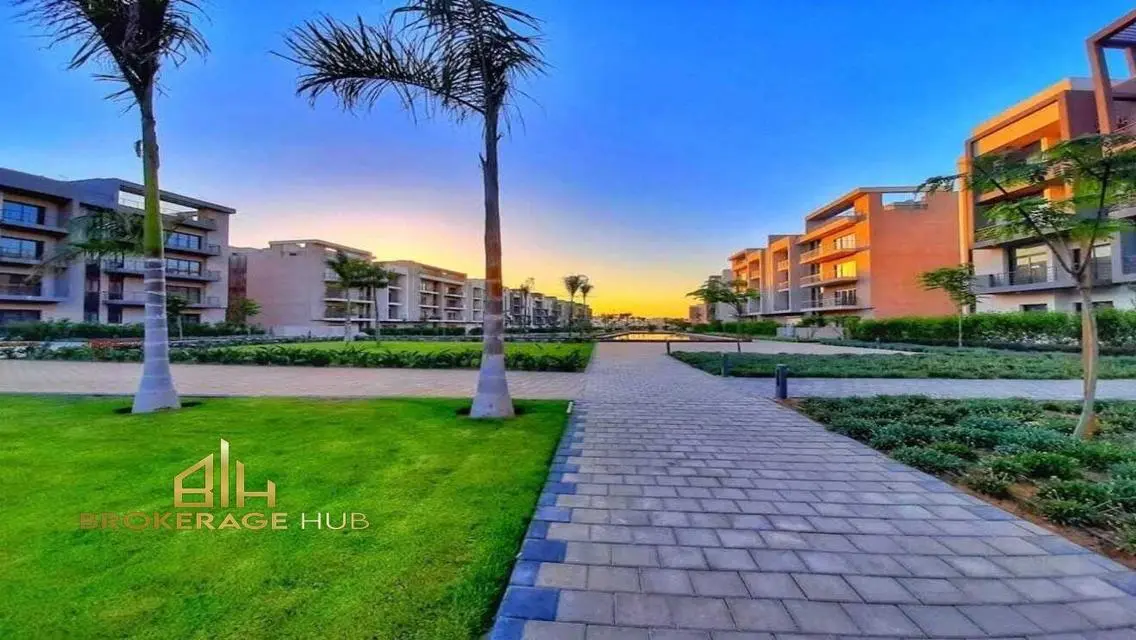 Apartment with ACs -rent- in fifth square marasem