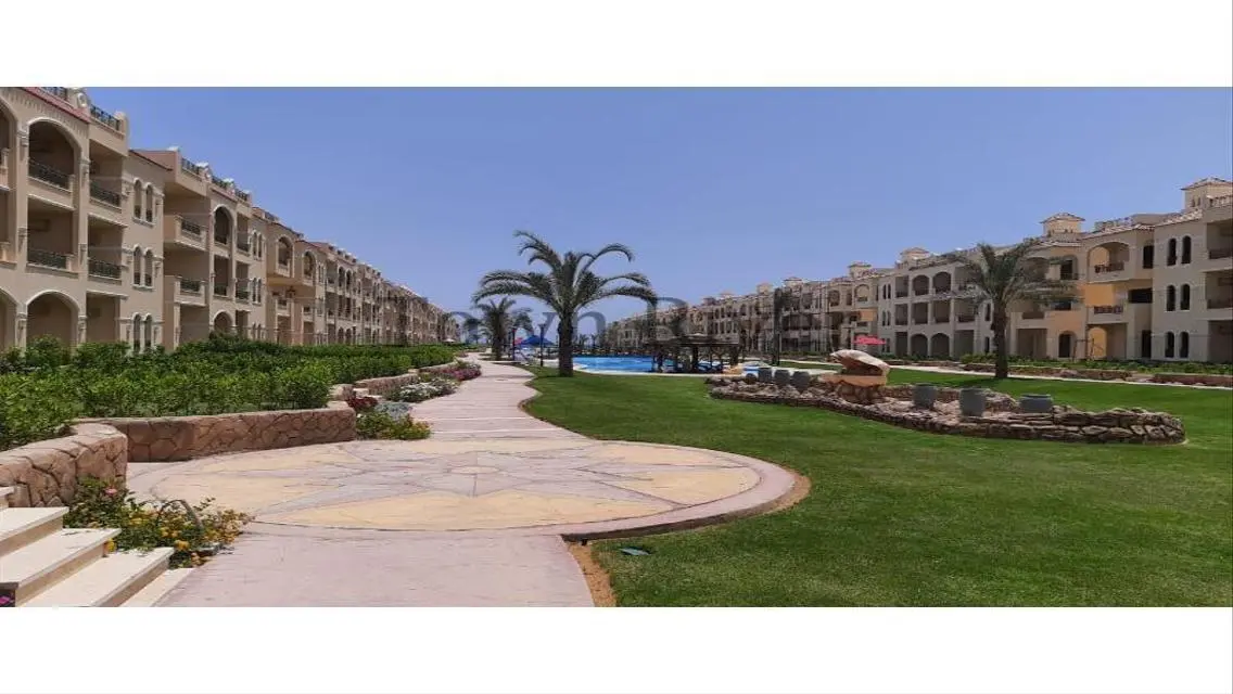 شاليه تكملة اقساط للبيع في بالم بيتش العين السخنة