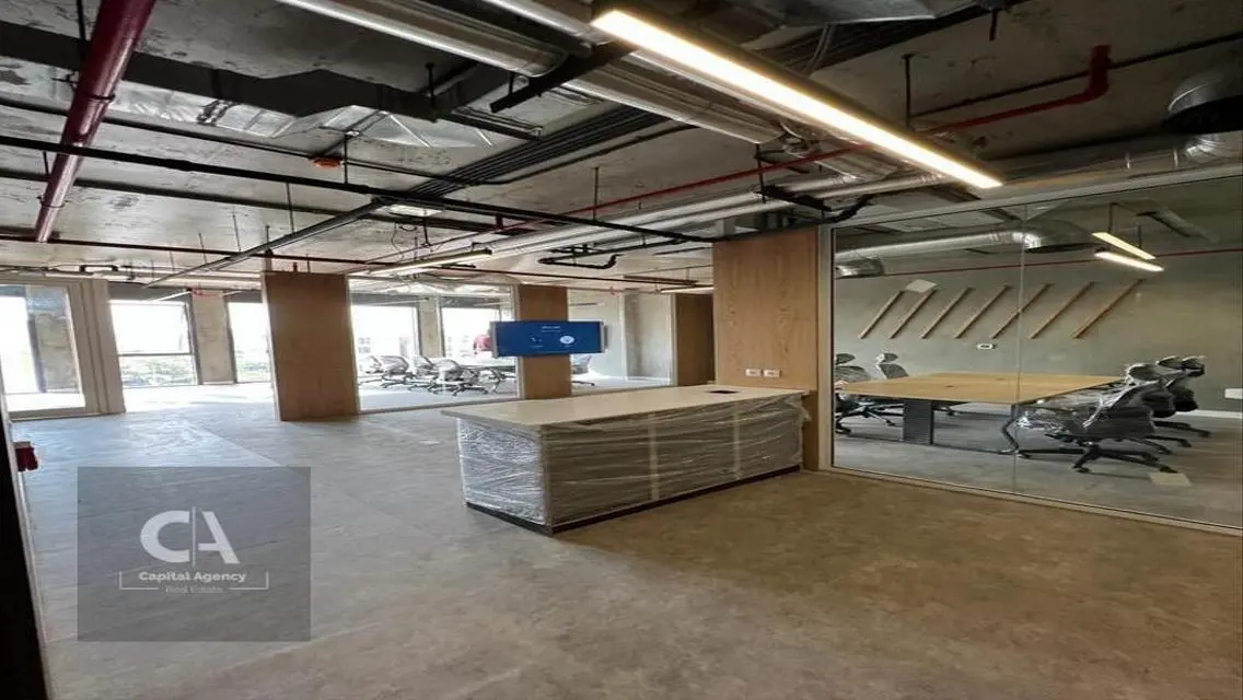 Office for rent 136m at a special price in Eastown