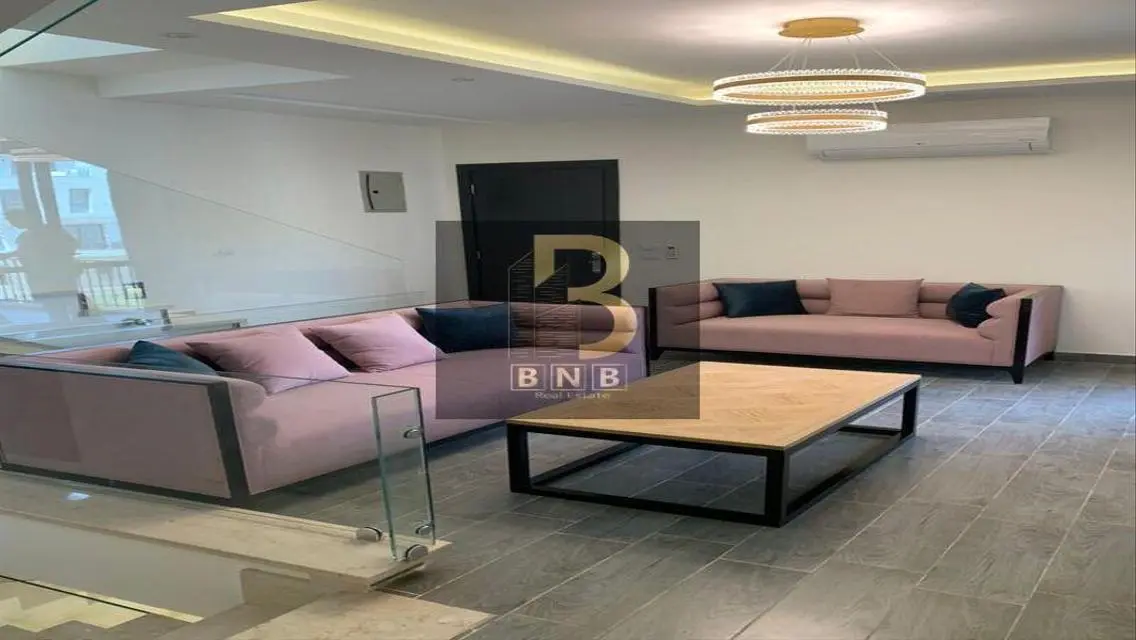 Triplex Fully Furnished Ultra Modern in Eastown