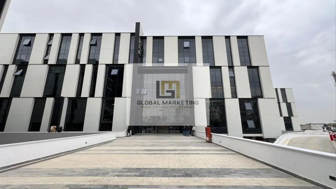 Admin office 141meters for rent  in Hyde Park