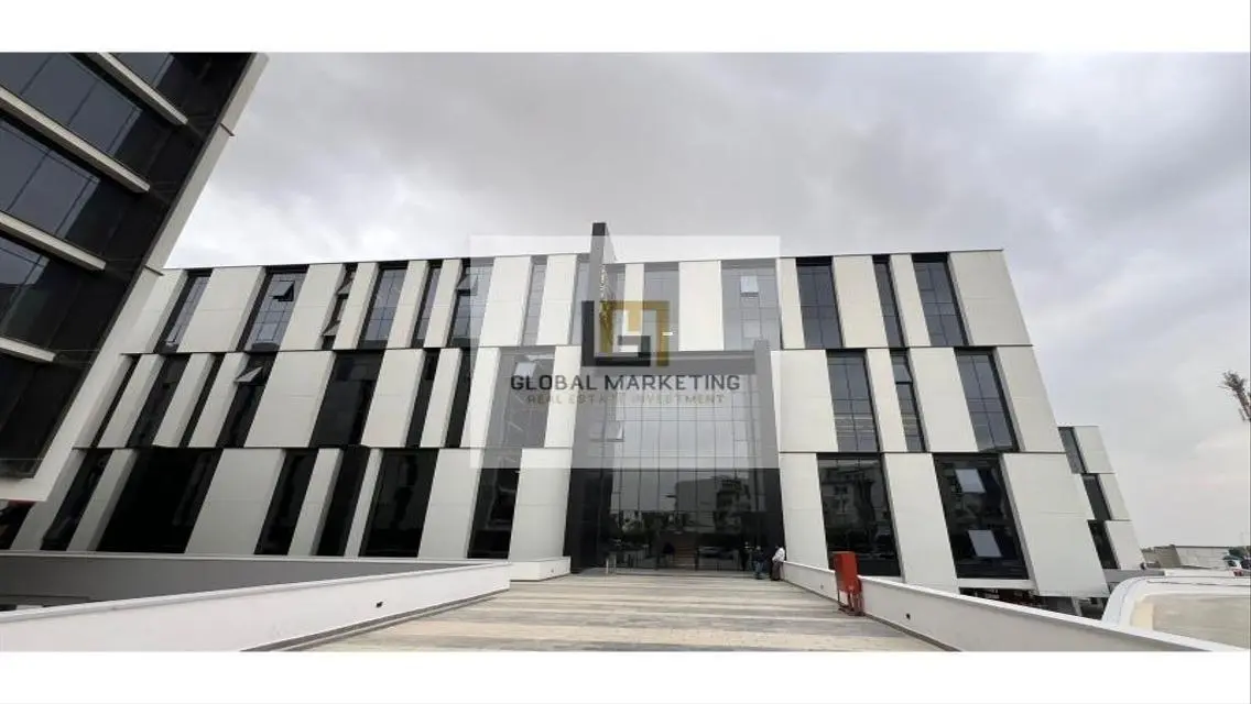 Admin office 141meters for rent  in Hyde Park