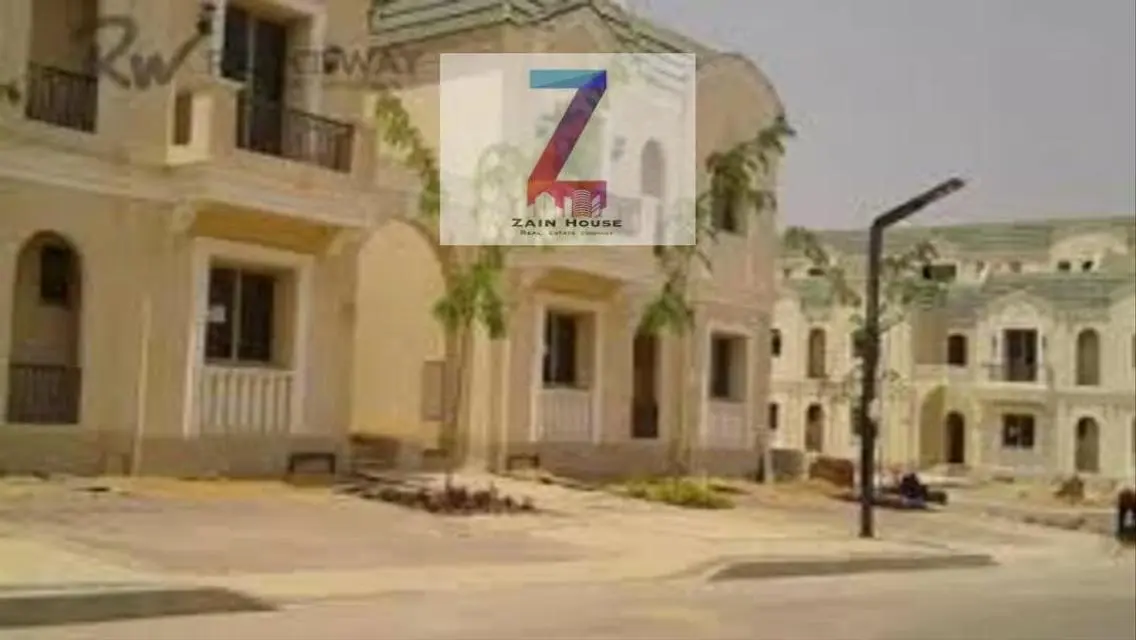 دوبلكس ارضي واول بجنينه خاصه كمبوند لافينير ٢٤٥ مت